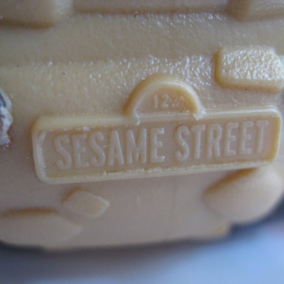 Sesame Street Racers Cars Ernie & Cookie Monster Hasbro 2012 Lot of 2 Playskool - Picture 15 of 16